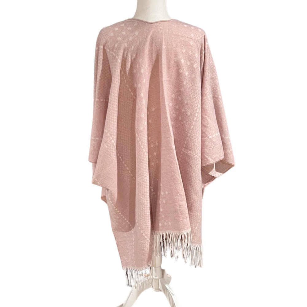 Gentle Fawn Hermosa Fringe Pink Poncho - Picture 5 of 6